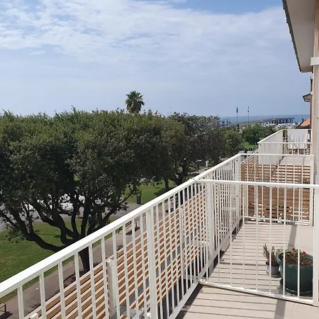 Tonfano Waterfront Penthouse * Marina di Pietrasanta