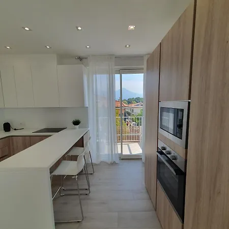 Tonfano Waterfront Penthouse Daire *